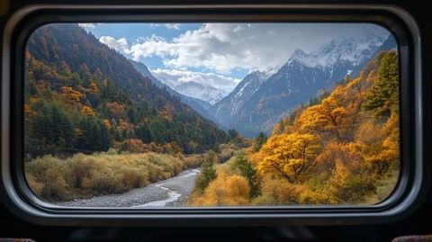 乘坐列车穿梭于四季变换之中是怎样的旅程?