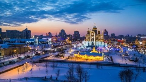 郑州暴雪为何影响全国火车?这座城的铁路网络有多关键?