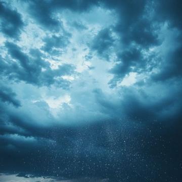 暴雨使我度过了一场生死之旅