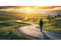 旅途艰辛：只为生活辗转奔波让人动容