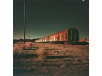 1959年，一列带着600多名乘客的火车在夜晚神秘失踪，搜索无果后