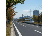 2024年12月22日上海地铁11号线列车撞吊塔事故，对沿线交通产生了较大影响