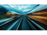 C6032次城际列车与G3472次高铁列车，在渝贵高铁线上同速运行！