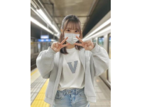 高铁站长暖心助力：女孩紧急改签回家，感人故事引网友点赞