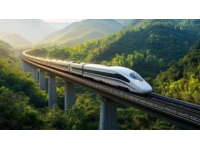 现代高铁提速生活：从宜宾直达深圳北的便捷之旅