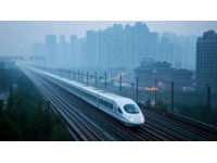 中国自主研发新型高速综合检测列车创世界纪录