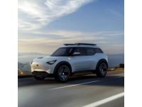 6000档电动车小牛NXplayVS直和A4:配置性能、续航里程与智能比较