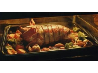 南京高铁野猪冲突：一名机械师下车处置被邻线列车碰撞身亡！