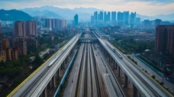 中国最长高铁线路:北京西至昆明南G71次列车一天一班