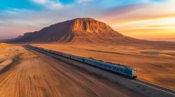 世界上最长的铁矿石专列:震撼的10万吨巨兽列车照片视频