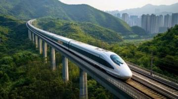 今天乘坐郑州到江西赣州的高铁,我发现火车在江西境内拼命绕圈走
