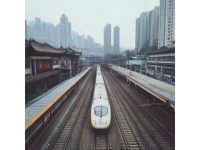 江西四大高铁出入口：上饶站是东大门，日均303列车；赣州西站，南大门的交通枢纽