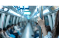 火车厕所使用攻略大揭秘：九成乘客不知的常识！