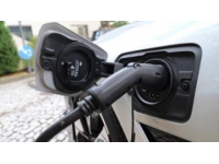 雅迪发布新款钠电池电动车：DE3-H与Q50详细评测