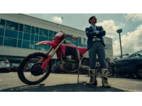 CR450动车组：速度与激情的新纪元，改变城市出行面貌