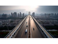 临近开学季，G字头的高铁在京沪线上真是一票难求，是高铁还是绿皮已经不是选项