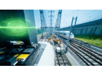 郑州高铁三车交汇