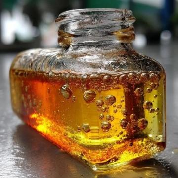 上海一男子在火车上将水瓶砸向另一旅客头部
