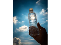 列车上安全饮水的秘密守护者