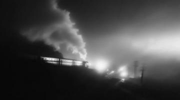 穿越夜晚的绿皮火车9.23