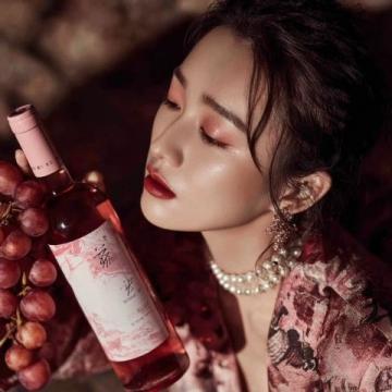 预包装好没开封的高度白酒都能带,自己封装完整的自酿老酒却不能带?!