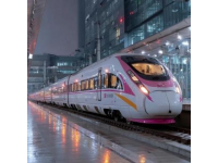 株洲市是一座火车拖来的新兴工业城市，它的故事与火车密不可分