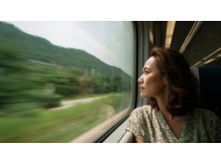揭秘贵阳至宜宾火车10小时之旅：高铁新城宜宾的独特魅力