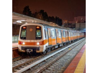 上海地铁11号线因施工影响遭遇设备损坏，乘客安全无恙