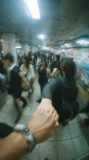 一首不曾结束的歌谣:早高峰的地铁人生