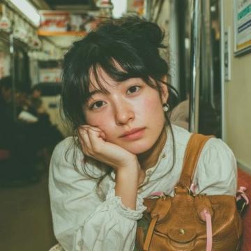 近日，一则2名中国女游客在日本遭列车相关意外的消息在网络上引发广泛关注