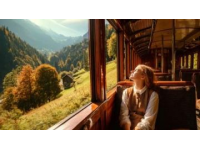 增开老年旅游专列：舒适出行新选择助力银发族畅游美好时光