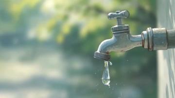 铁路水员讲述：重生之旅中的列车供水经历
