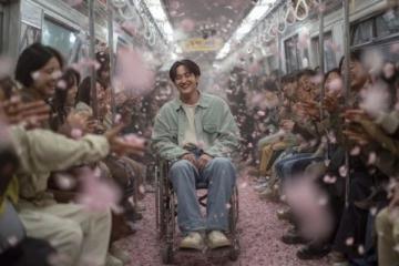 五一假期里的暖心列车长：张馨月的守护之旅