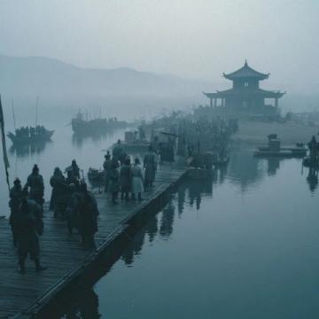 哈尔滨过江有两种方式:船和列车