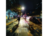 江西九江“脱鞋事件”：公共场合的文明素养与边界感