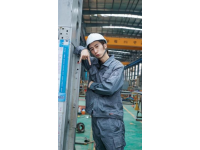北京列车卧具洗涤车间迎春运高峰加班生产