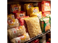 一盒泡面、一杯热水，一种让人回味无尽的怀旧情感