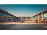 亳州市目前主要的火車站為亳州站和亳州南站，兩站功能互補