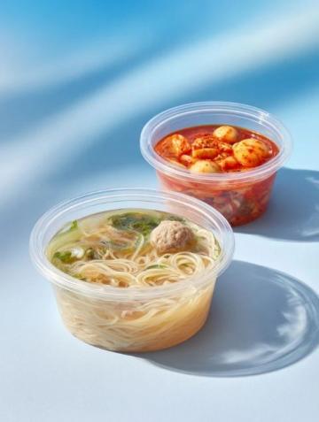 高铁美食与公共空间：泡面香气与乘客感受间的平衡
