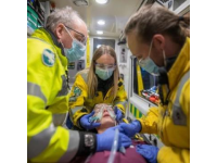 强化列车小药箱管理制度提升应急救护能力