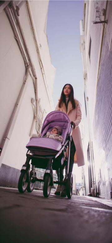 空车厢里的珍贵时刻——一场与老伴的短途高铁之旅