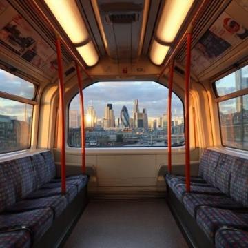 火车上的空位，到底能不能蹭？