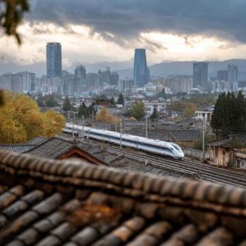 洛阳为何仅设一个高铁站？三门峡三站的背后揭示城市交通布局深意！