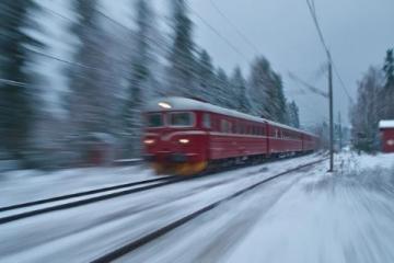 生死时速:86秒救险发生在列车发车前瞬间