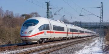 高铁上的新乘客:家中爱犬也能乘坐