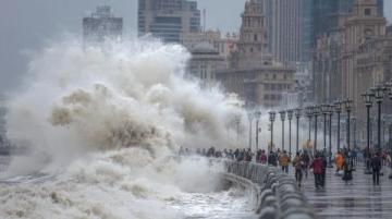 广东台风预警升级 24日省内列车全部停运深圳外卖平台可能关闭