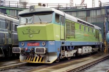 旅游专列阿尔山线首次发车