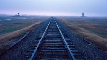 人生如单行列车:一段不可逆的精神旅程