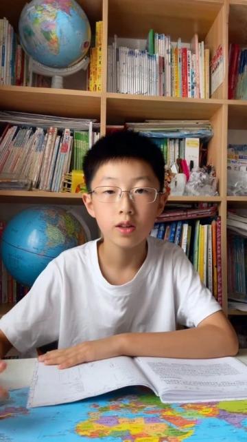 安徽少年拿到大学录取通知书不久后病逝，父亲他画了去学校的火车，激励自己撑过化疗