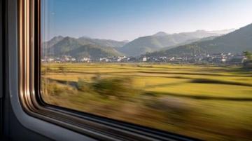 高铁列车上这些设施，轻易不要碰！